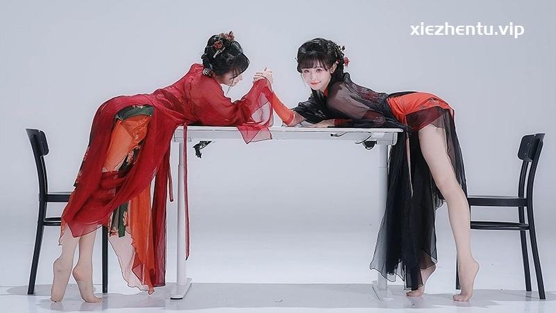 B站UP主#紫颜-小仙紫#晓丹小仙女儿 双倍旗袍舞蹈4K版全网惊呼