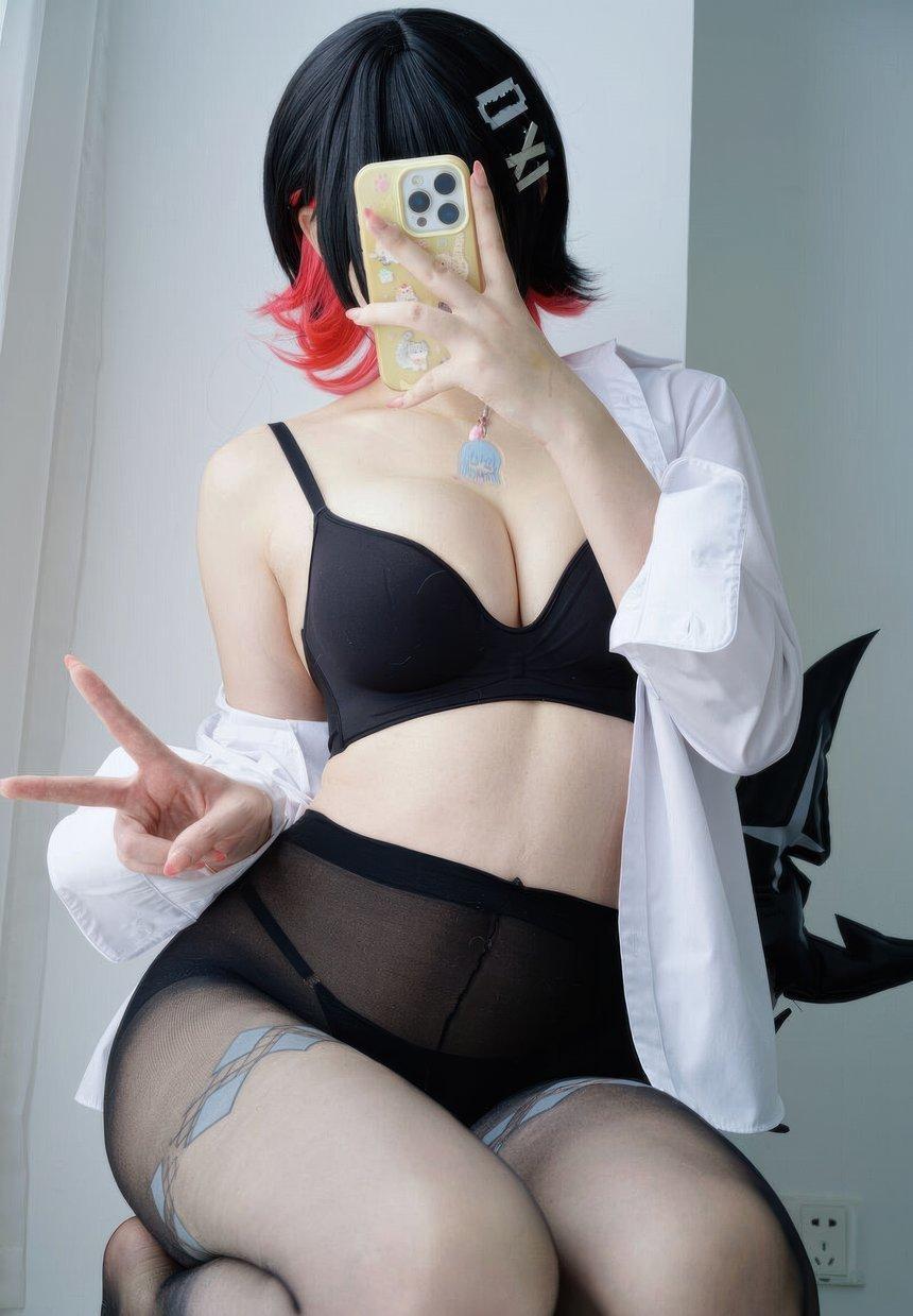 眼酱大魔王w-Fantia-2025年9月会员订阅合集[31P-136MB]