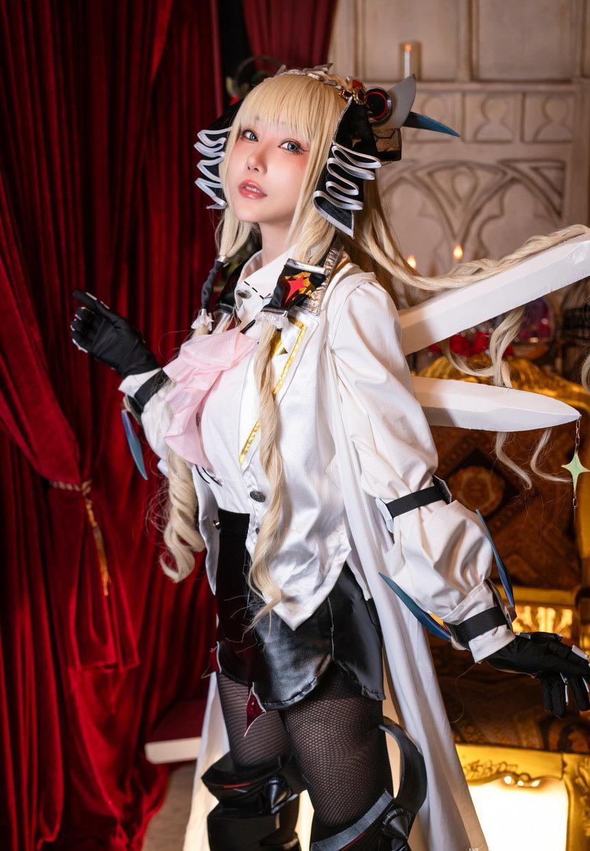 楊衣Yangyi - NO.001 Crown [33P-177MB]