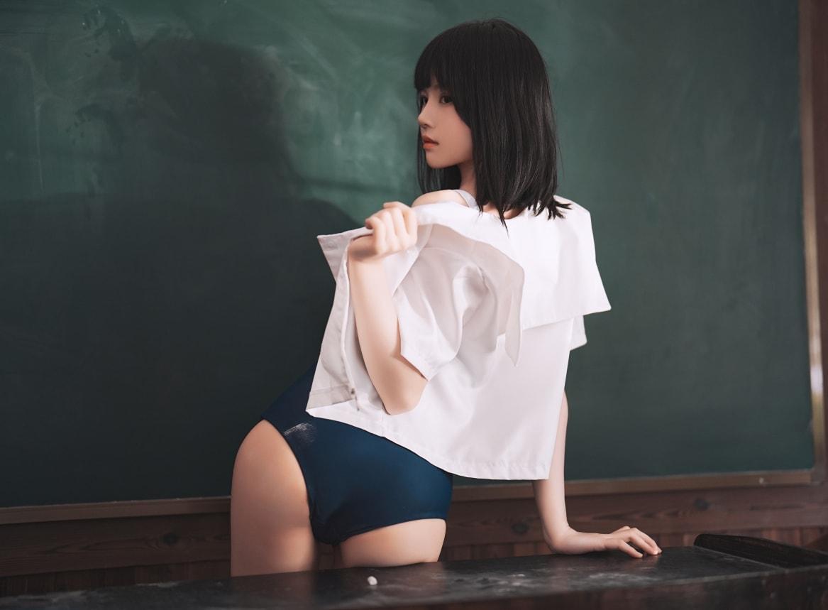 桜桃喵 – 教室死库水-高端精品
