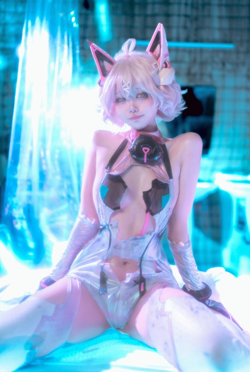 安食Ajiki 交错战线——绯猁-快来一看